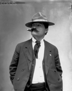 El Comancho Smoking  Cigar